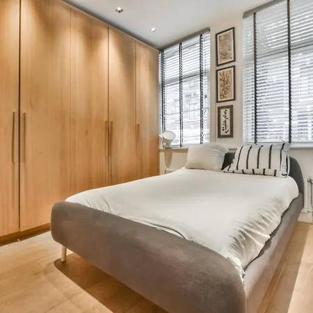 公寓 3bdr Perfect Place For Your Holiday In Amsterdam- If You Want To Book, Please Contact On Wh-ats-app - 0034-656-619-782 !!!! 阿姆斯特丹